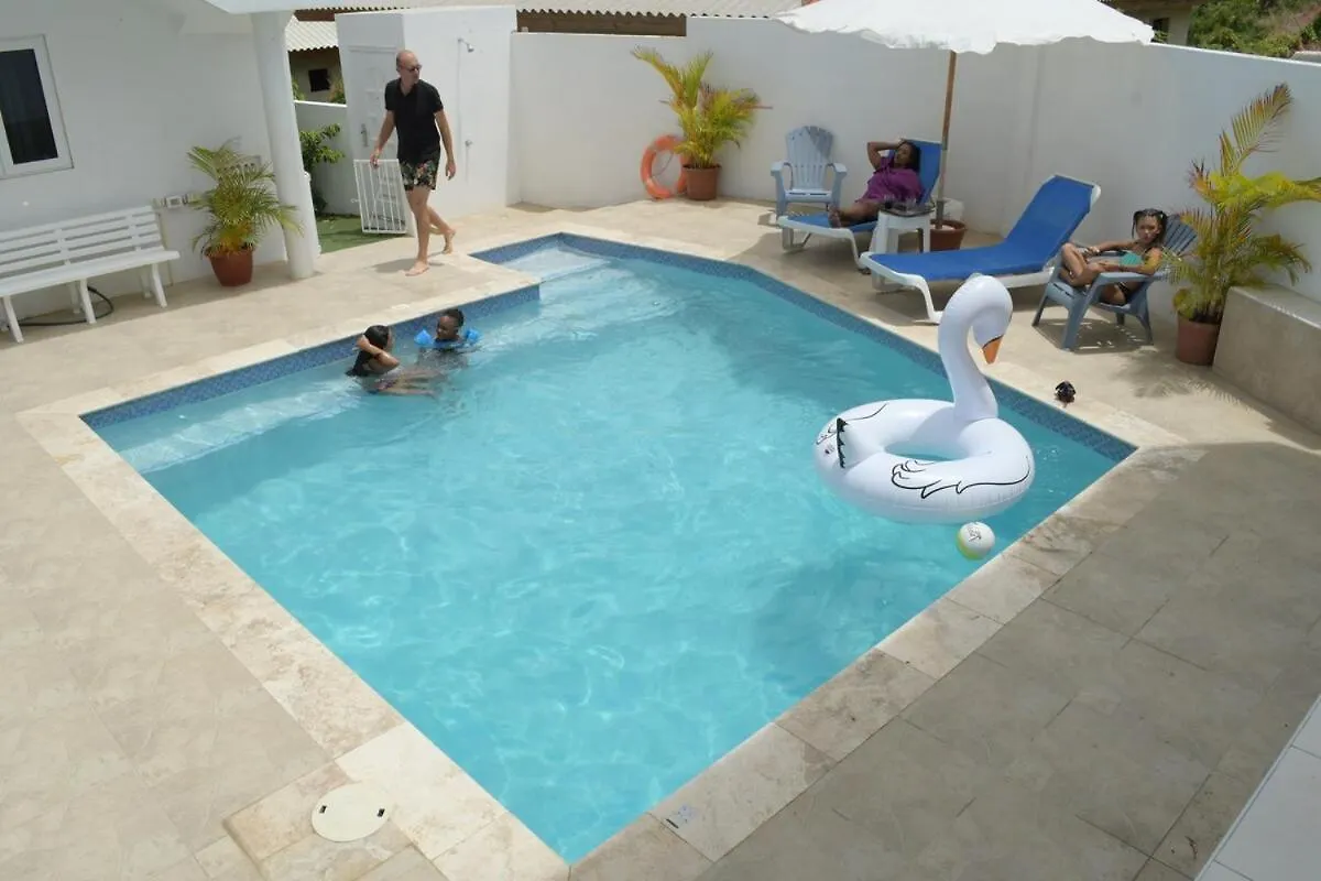 וילמסטאד Divine Villa בית נופש